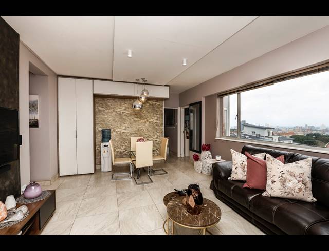 1.5 BEDROOM APARTMENT FOR SALE IN GLENWOOD